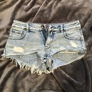 Kendall & Kylie (Pacsun) shorts